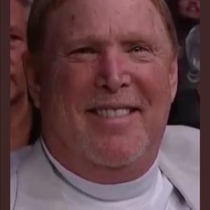 Meet your Posher, Stuart